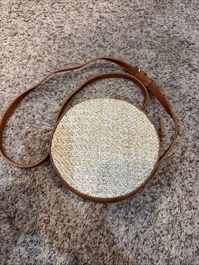 Sole Society Round Straw Crossbody in Natural and Brown